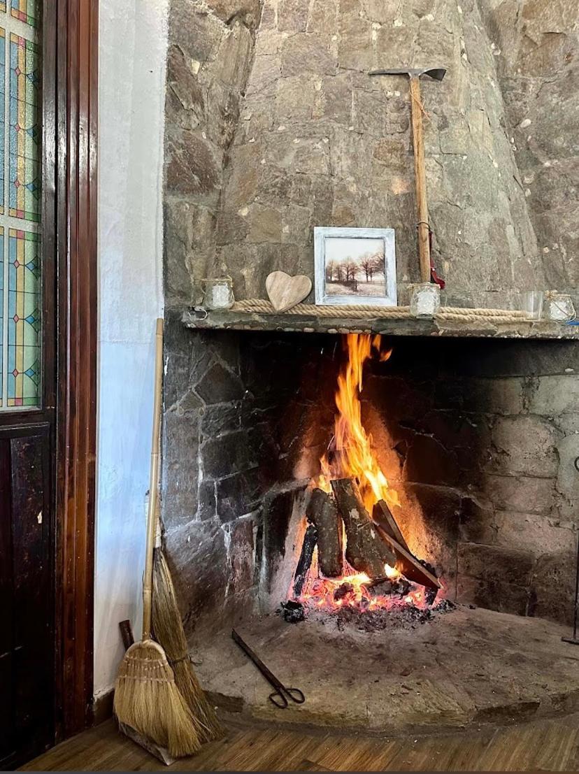 Hostal Cielo De Gredos กิซานโด ภายนอก รูปภาพ