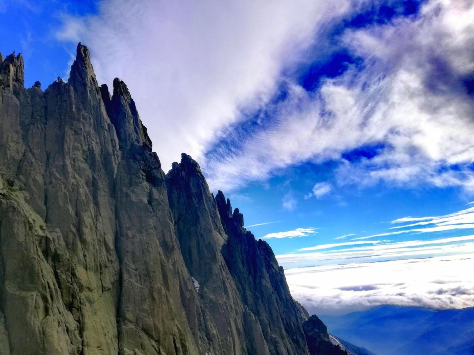 Hostal Cielo De Gredos กิซานโด ภายนอก รูปภาพ